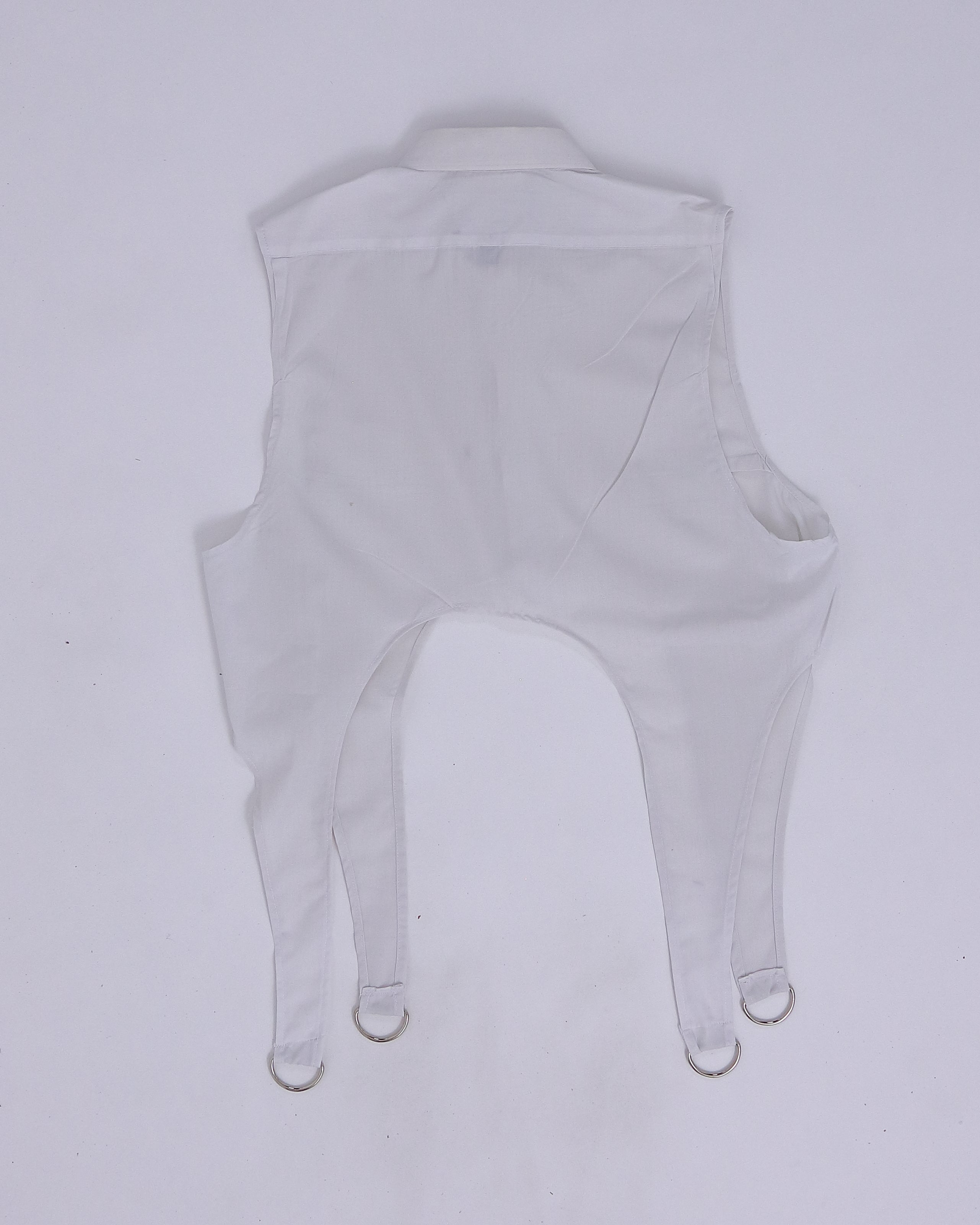Sleeveless Cropped Garter Blouse - white